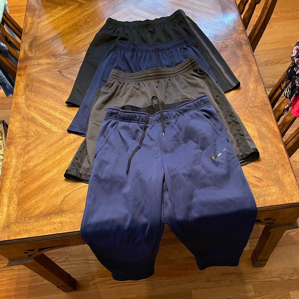 Men’s athletic bundle, 3 Nike + 1 more